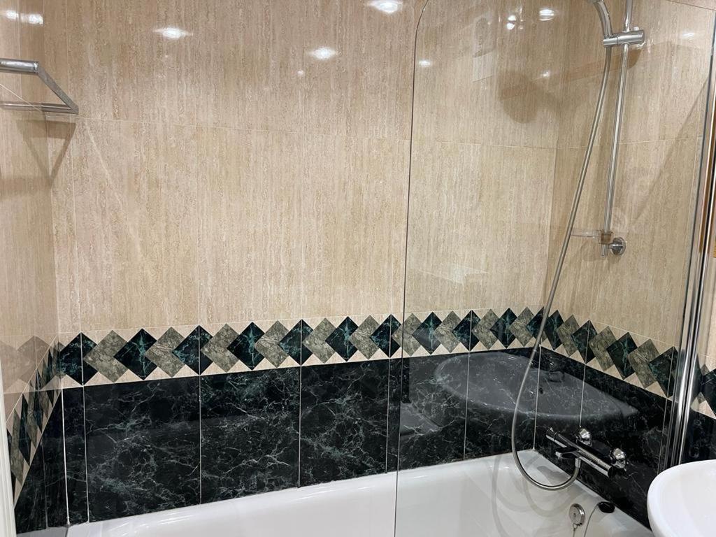 Apartament Piso En El Centro De Laredo A Pie De Playa Zewnętrze zdjęcie